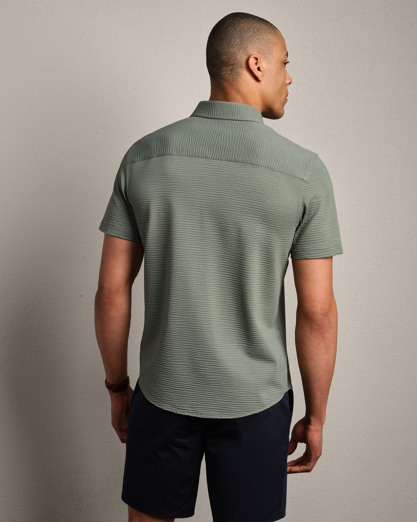 Commuter® Seersucker Short Sleeve Button-Down Shirt